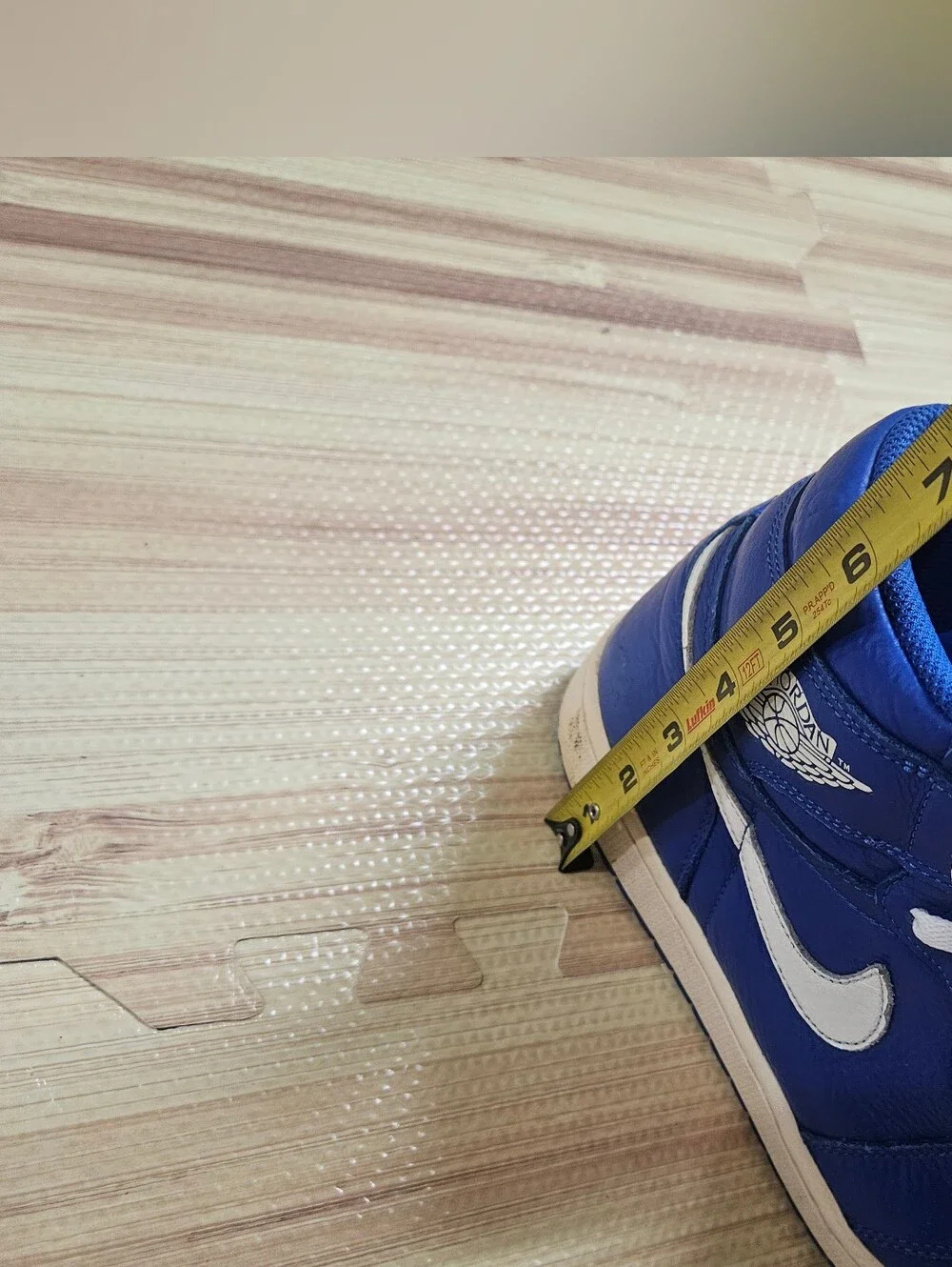 Size 10 - Air Jordan 1 Retro OG High Hyper Royal